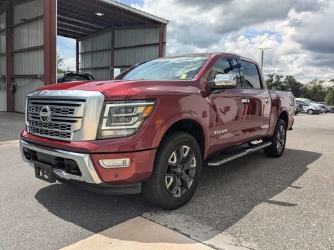 Used 2024 Nissan Titan Platinum Reserve w/ Moonroof Package AWD/4WD image 6