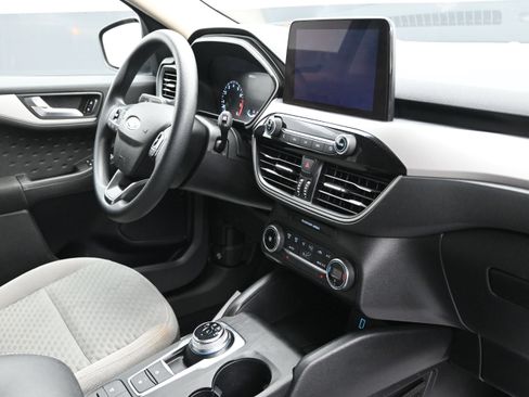 Used 2020 Ford Escape SE FWD image 30