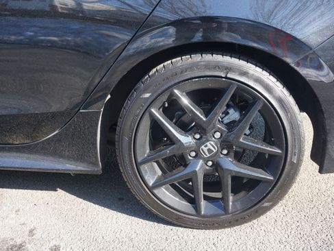 Used 2023 Honda Civic Sport image 6