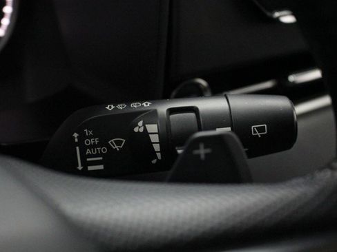 Used 2023 Mitsubishi Outlander SE image 14