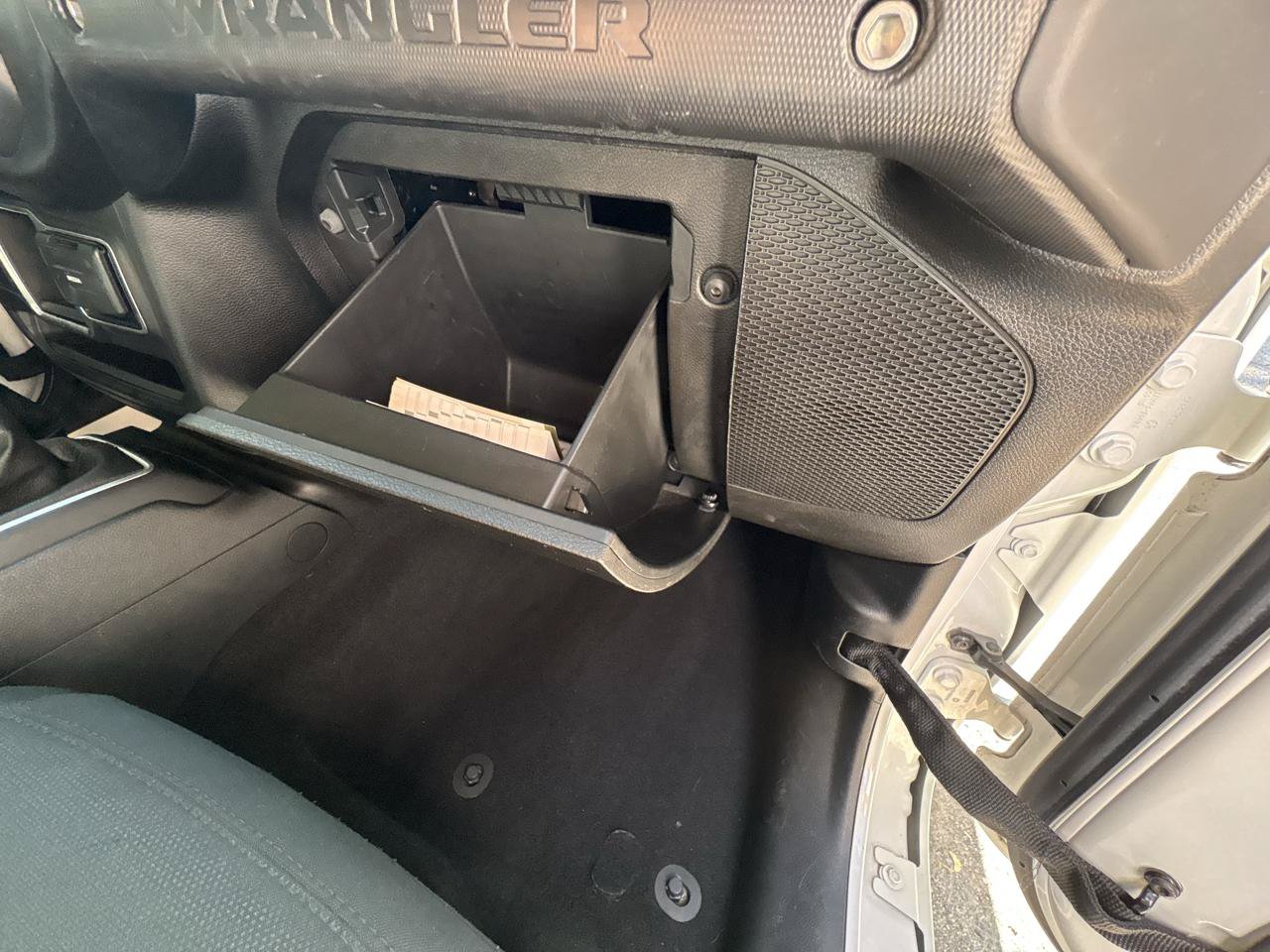 Used 2019 Jeep Wrangler Sport AWD/4WD image 33