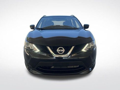 Used 2017 Nissan Rogue Sport SV AWD/4WD image 2