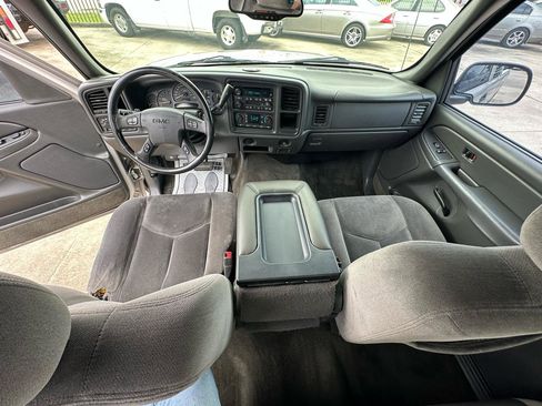 Used 2005 GMC Sierra 1500 SLE w/ Light Duty Power Package RWD image 47