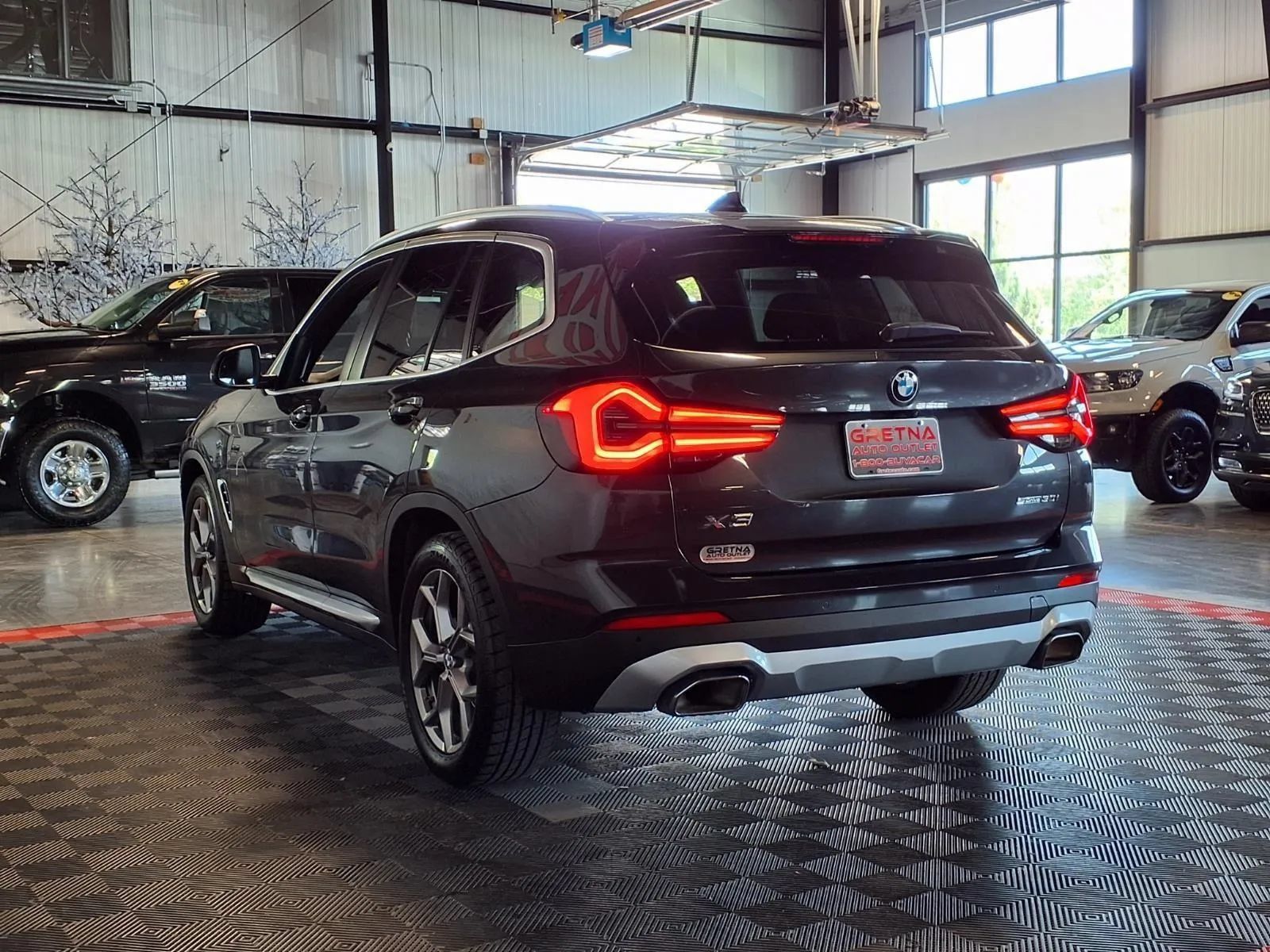Used 2024 BMW X3 sDrive30i w/ Convenience Package RWD image 4