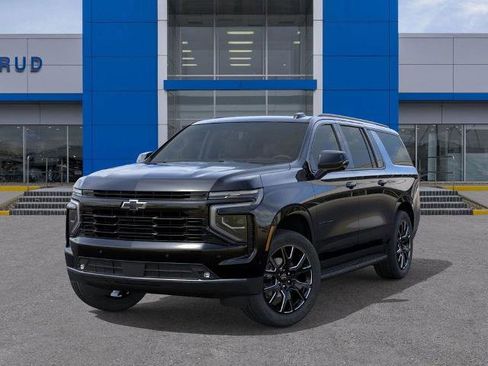 New 2026 Chevrolet Suburban RST image 6