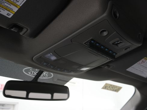 Used 2019 Ford F350 Lariat w/ Chrome Package image 12