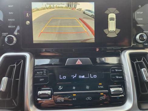 Used 2023 Kia Sorento EX FWD image 17