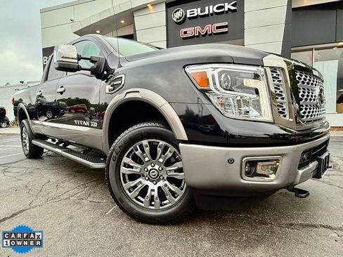 Used 2018 Nissan Titan Platinum Reserve w/ Platinum Utility Package image 3