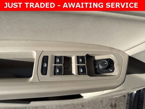 Used 2018 Volkswagen Atlas SE image 12