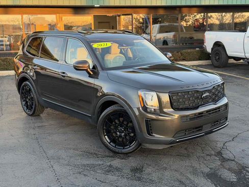 Used 2021 Kia Telluride EX w/ EX Premium Package image 5