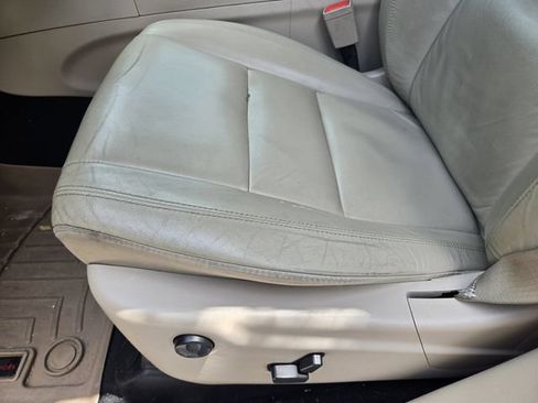 Used 2019 Jeep Grand Cherokee Limited RWD image 19