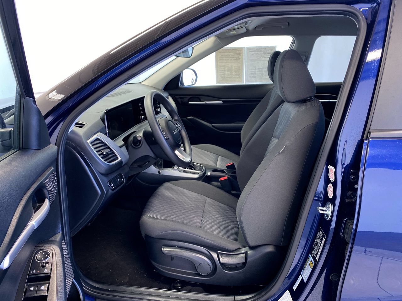 Certified 2026 Kia Seltos LX AWD/4WD image 16