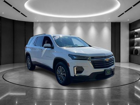 Certified 2023 Chevrolet Traverse LT AWD/4WD image 2