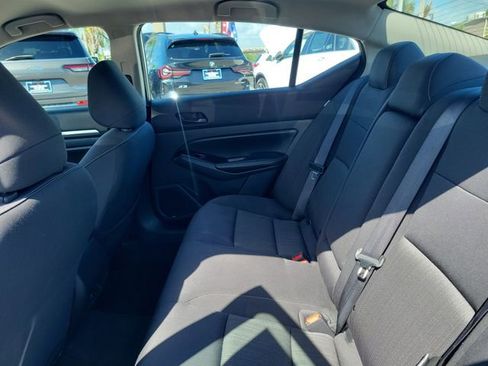 Used 2023 Nissan Altima 2.5 SV image 13