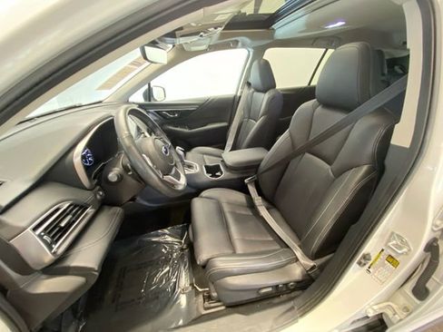 Used 2023 Subaru Outback Limited image 13