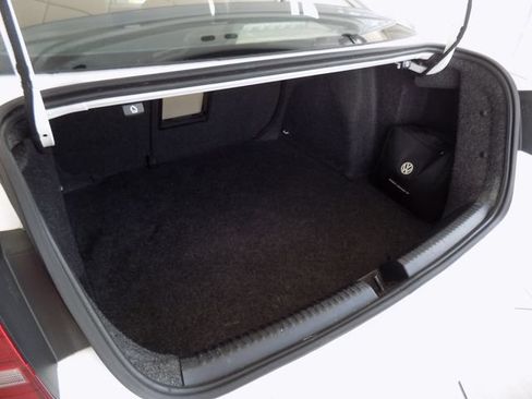 Used 2018 Volkswagen Jetta Wolfsburg Edition FWD image 29