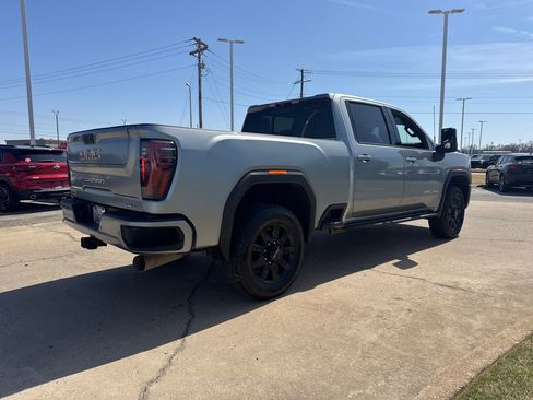 Used 2024 GMC Sierra 2500 AT4 w/ AT4 Premium Plus Package image 6