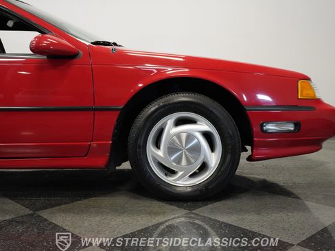 Used 1992 Ford Thunderbird Super image 31