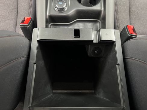 Used 2025 Ford Explorer Active RWD image 50