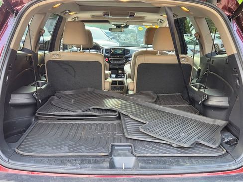 Used 2019 Honda Pilot Elite image 17