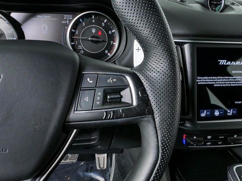 Used 2022 Maserati Levante Modena AWD/4WD image 13