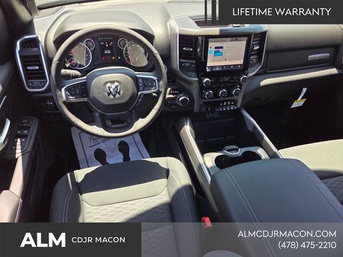 New 2026 RAM 1500 Big Horn w/ Night Edition AWD/4WD image 9