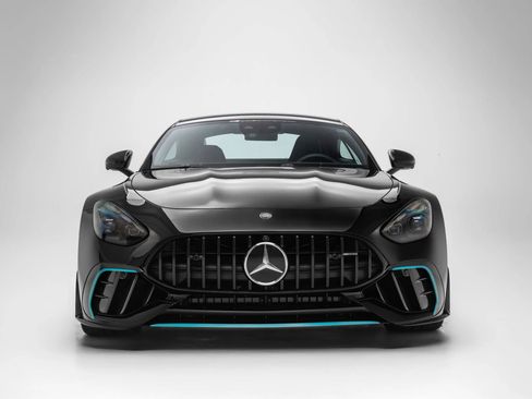 Used 2025 Mercedes-Benz AMG GT 63 image 5