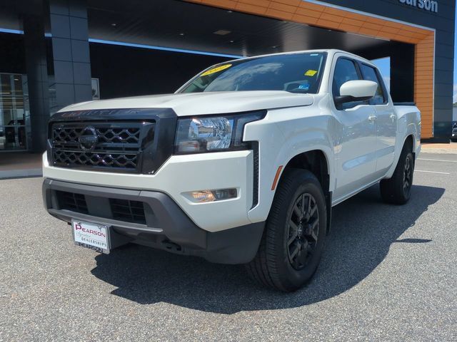 Used 2022 Nissan Frontier SV AWD/4WD image 8