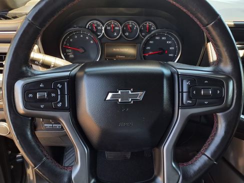 Used 2021 Chevrolet Tahoe RST w/ Luxury Package RWD image 12