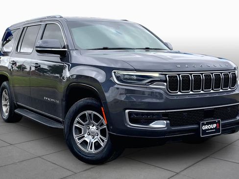 Used 2022 Jeep Wagoneer Series I RWD image 3