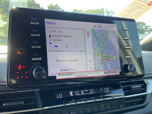 Certified 2024 Toyota Sienna XSE FWD image 21