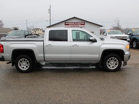 Used 2015 GMC Sierra 1500 SLE w/ SLE Value Package image 1