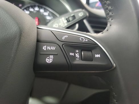 Used 2018 Audi Q7 3.0T Premium AWD/4WD image 26