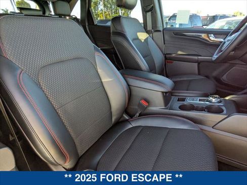 Used 2025 Ford Escape ST-Line Elite image 24