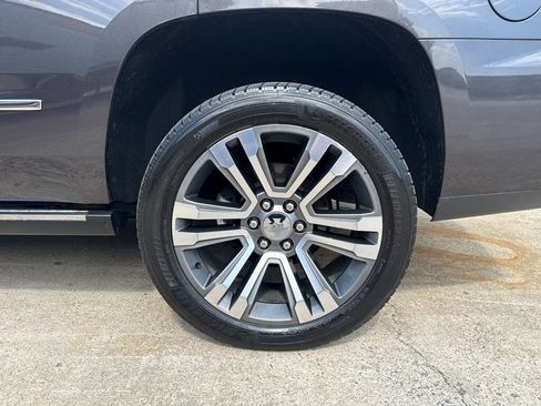 Used 2018 GMC Yukon Denali w/ Denali Ultimate Package AWD/4WD image 10