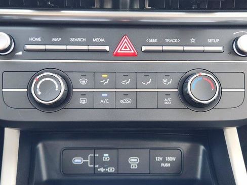 New 2026 Hyundai Tucson SE image 13