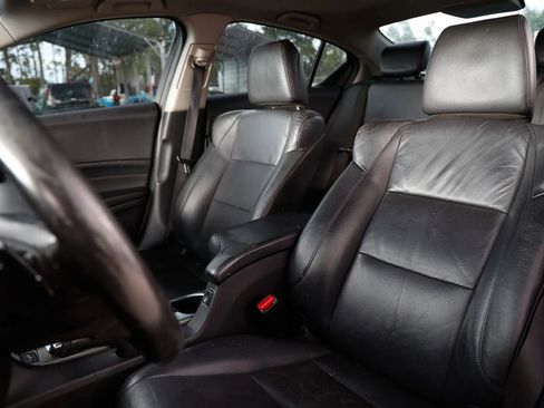 Used 2013 Acura ILX w/ Premium Package FWD image 12