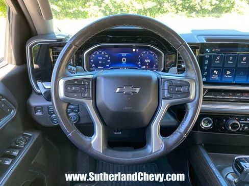 Used 2023 Chevrolet Silverado 1500 RST w/ Z71 Off-Road Package AWD/4WD image 23