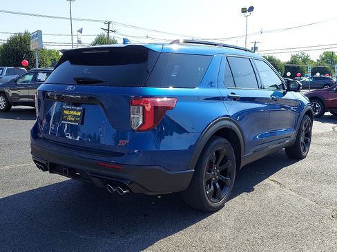 Used 2020 Ford Explorer ST w/ ST High-Performance Pack AWD/4WD image 6