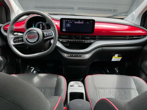 Used 2024 FIAT 500 e (RED) FWD image 16