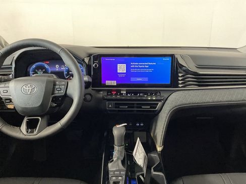 New 2026 Toyota Camry XLE image 14