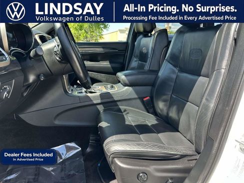 Used 2016 Jeep Grand Cherokee Overland w/ Advanced Technology Group AWD/4WD image 11