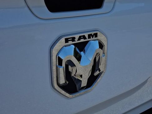 Used 2024 RAM 1500 Laramie AWD/4WD image 30
