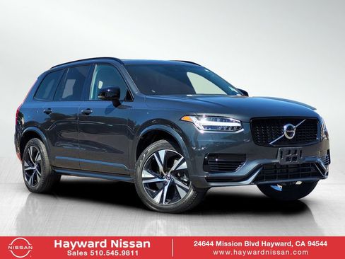 Used 2022 Volvo XC90 T8 R-Design w/ Advanced Package image 1