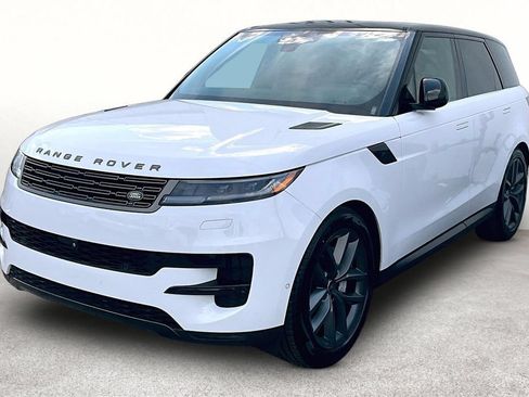Used 2024 Land Rover Range Rover Sport SE AWD/4WD image 12