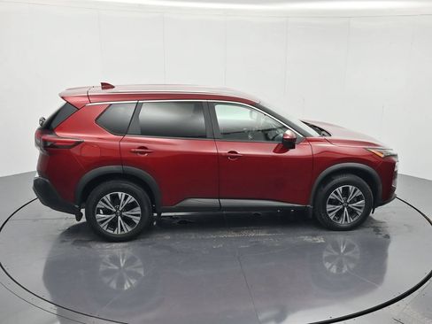 Used 2023 Nissan Rogue SV FWD image 31