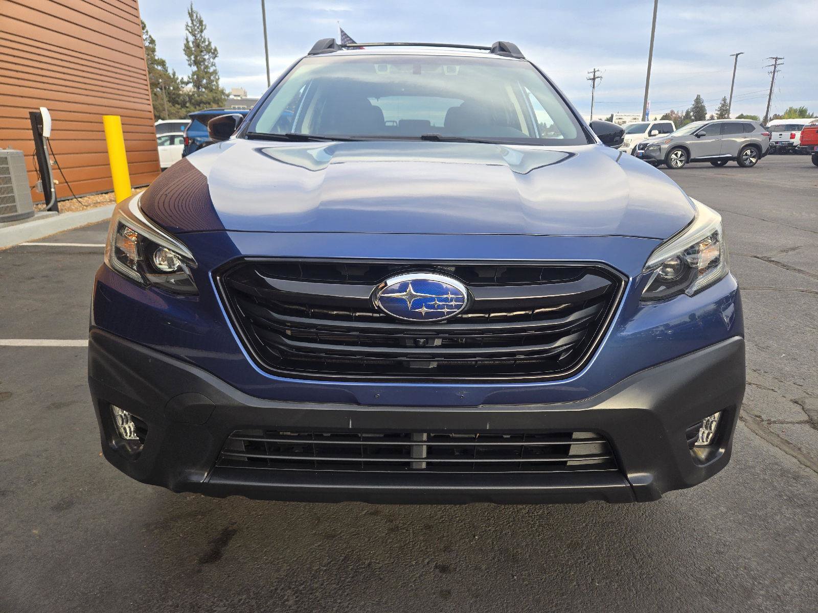 Used 2020 Subaru Outback Onyx Edition XT w/ Popular Package #2 AWD/4WD image 8