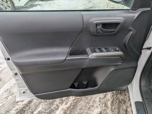 Used 2023 Toyota Tacoma Trail Edition image 6