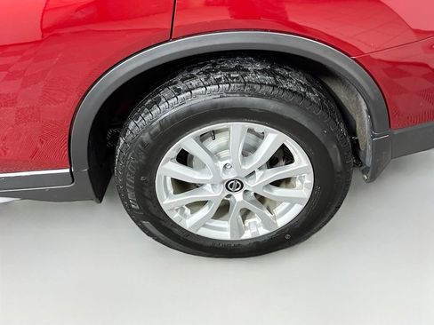 Used 2019 Nissan Rogue SV image 28