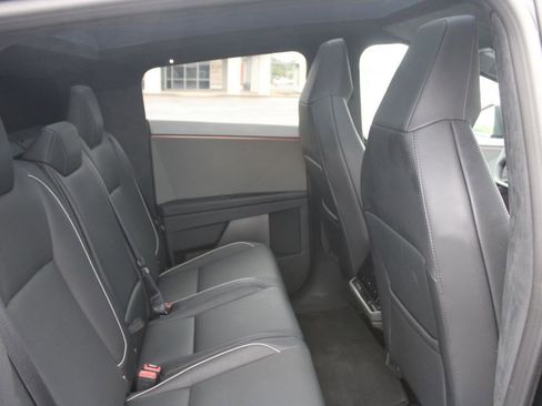 Used 2024 Tesla Cybertruck Cyberbeast AWD/4WD image 16